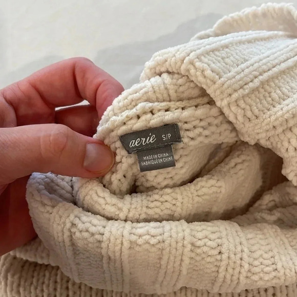 Aerie Sunset Chenille Oversized Turtleneck Sweater SMALL super soft - Picture 3 of 4